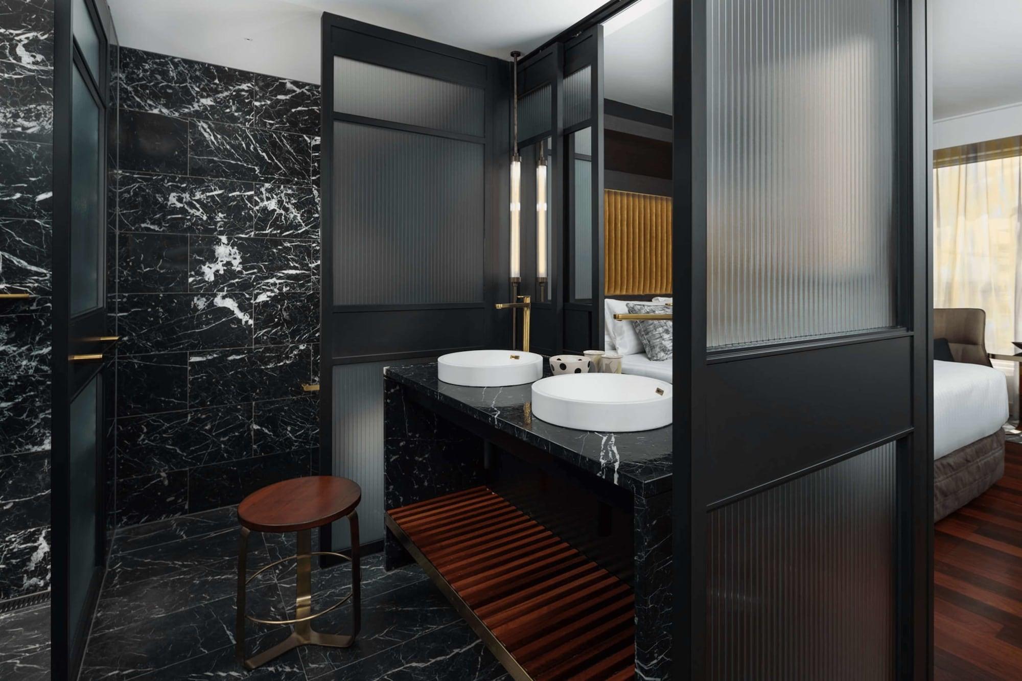 Hotel Qt Perth Exterior foto Bathroom