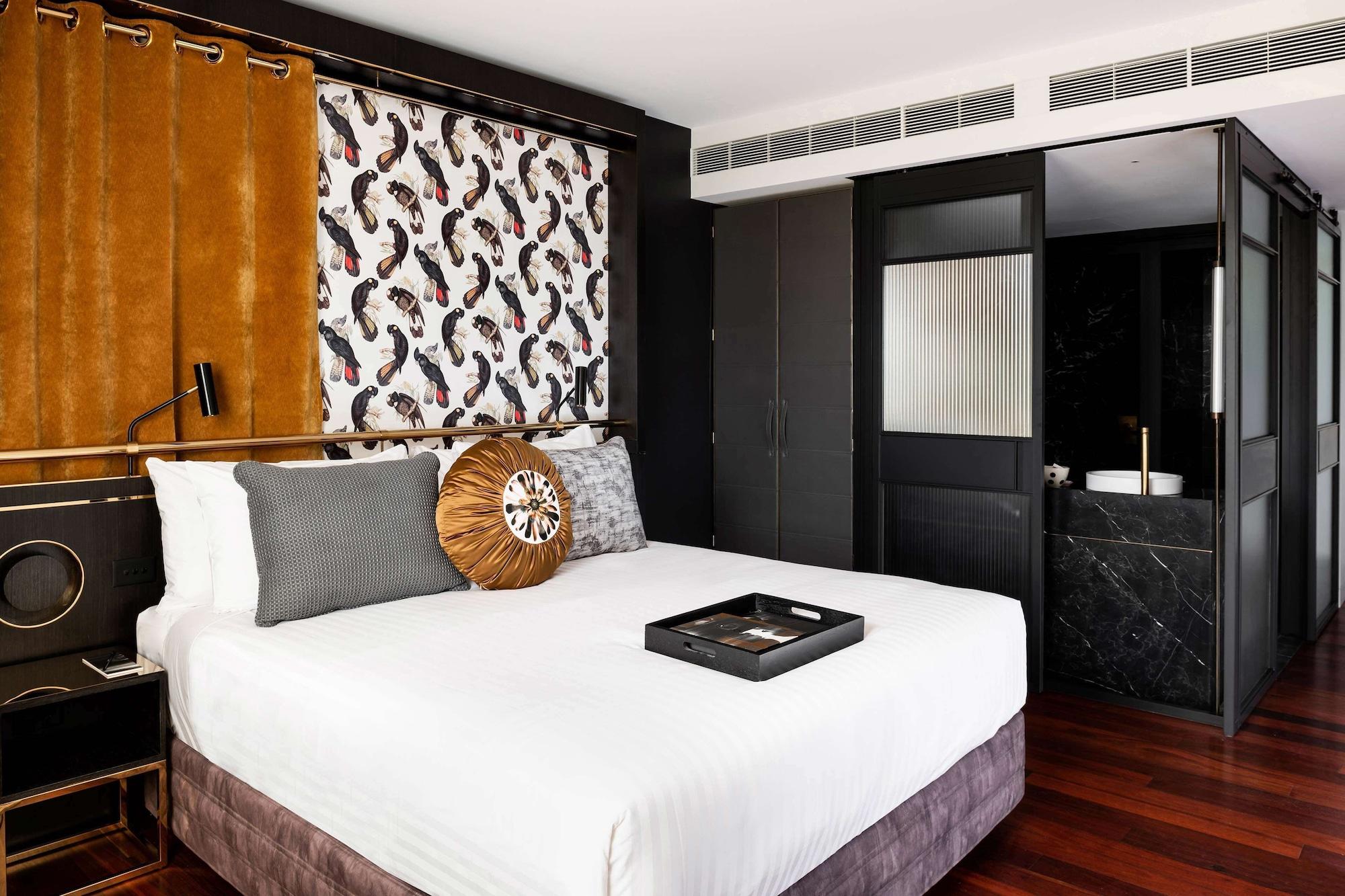 Hotel Qt Perth Exterior foto A bedroom at the hotel