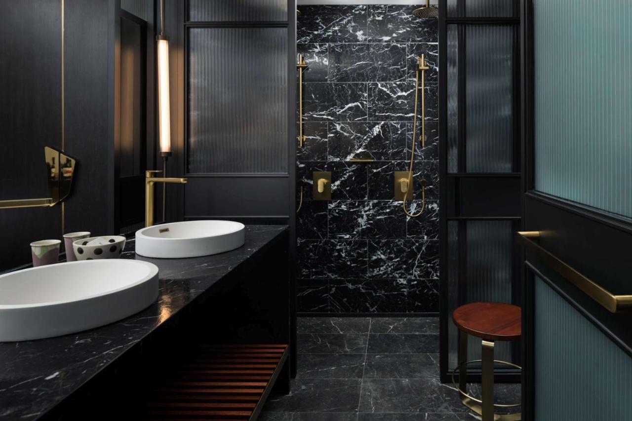 Hotel Qt Perth Exterior foto Bathroom