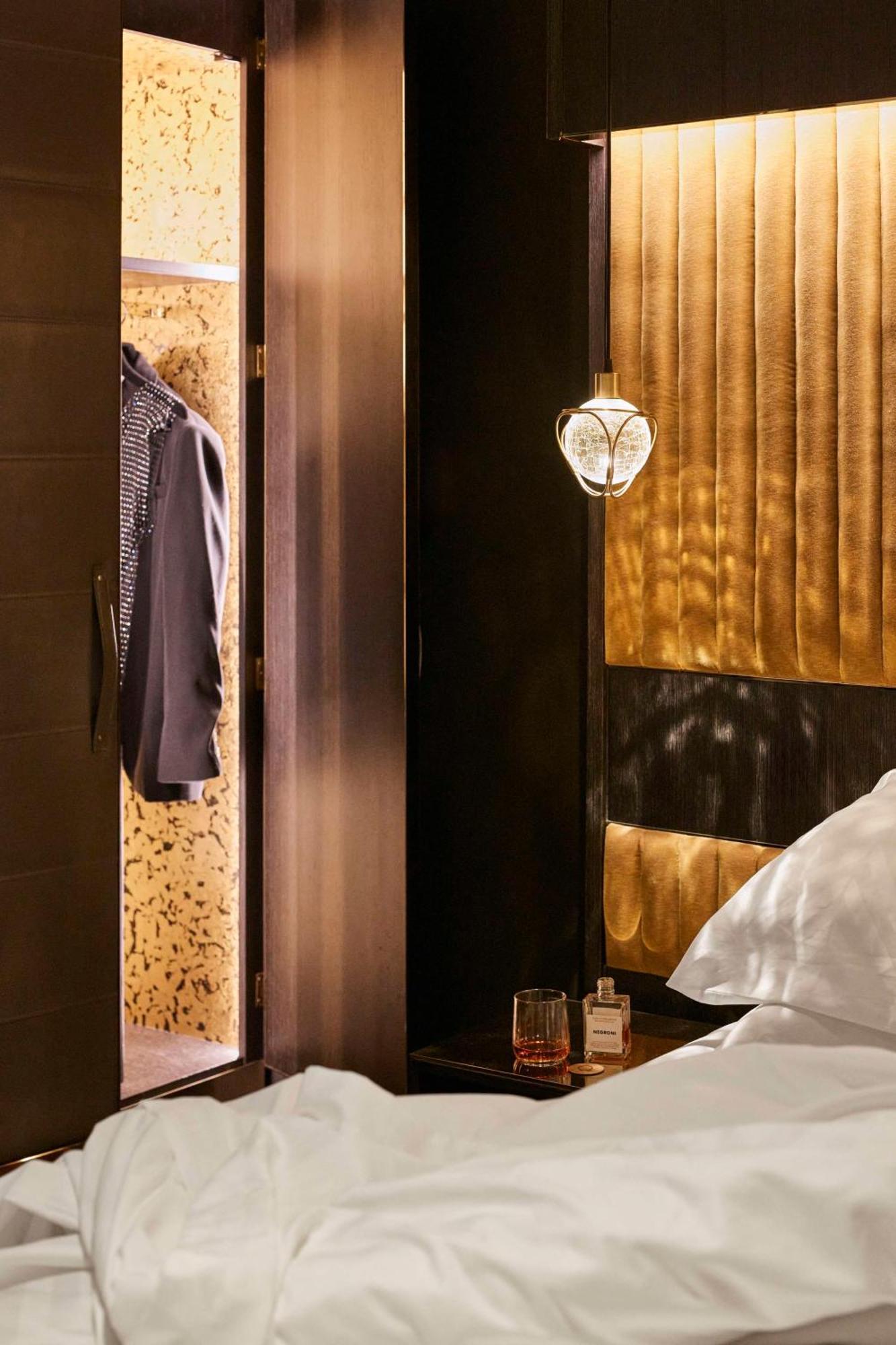 Hotel Qt Perth Exterior foto A room at the hotel
